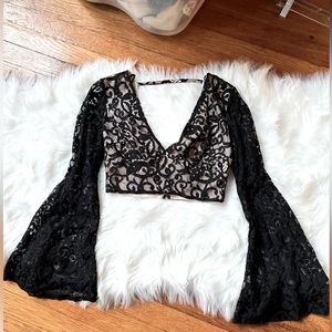 Forever 21 hippie lace crop top S